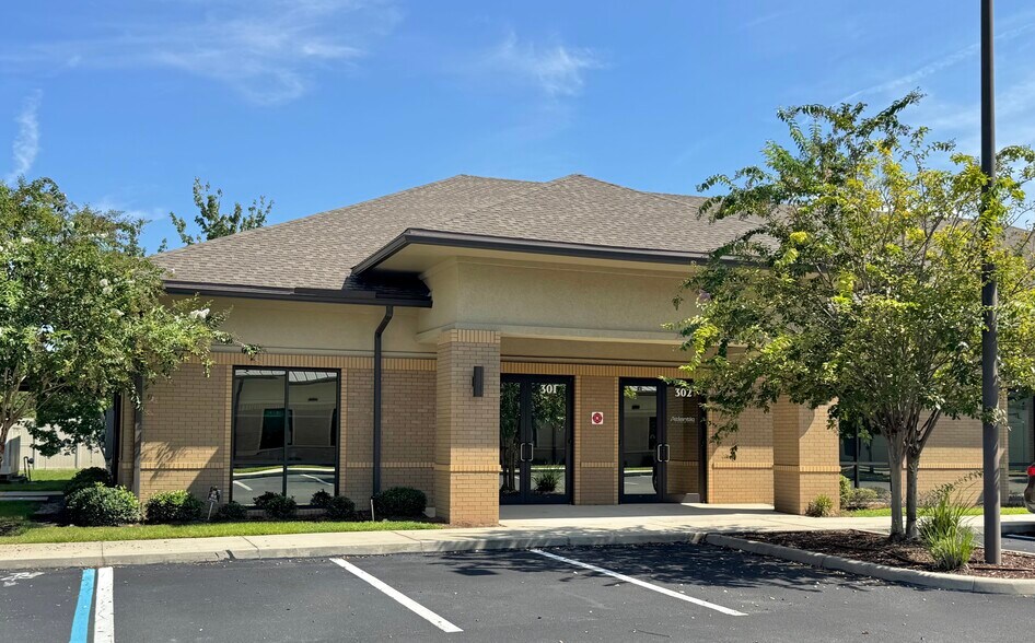 More Photos Of 3003 Claire Ln, Jacksonville Unknown For Lease
