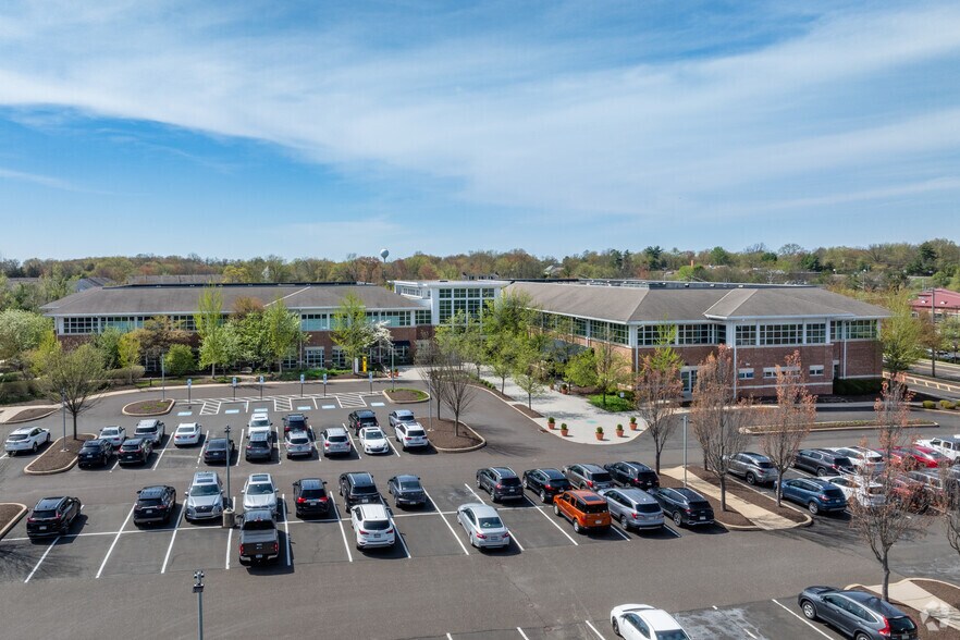 More Photos Of 847 Easton Rd, Warrington Office For Sale