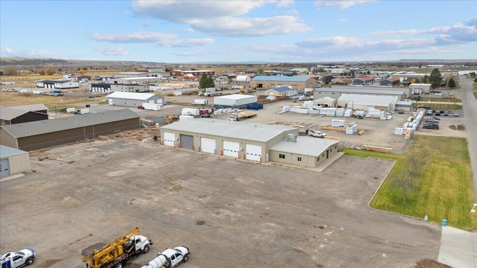 More Photos Of 6830 Commercial Ave, Billings Industrial For Sale