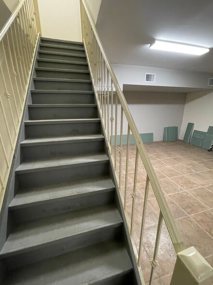 More Photos Of 405-407 Gates Ave, Brooklyn Loft Creative Space For Lease