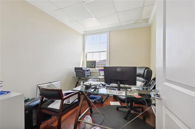 More Photos Of 301-303 S Broad St, New Orleans Office Residential For Sale