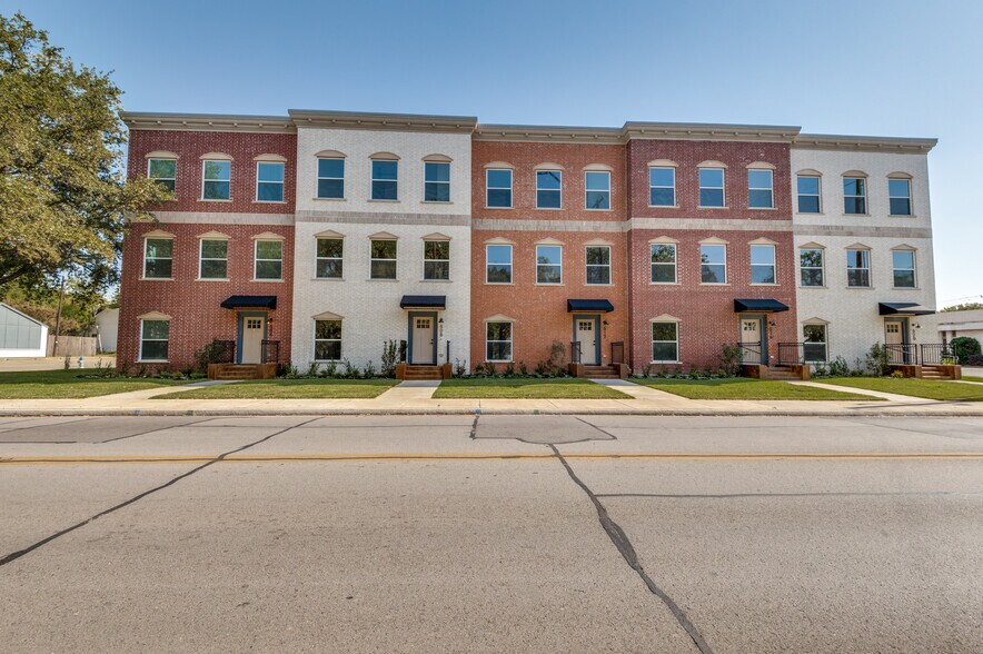 More Photos Of 504 O Connor Rd, Irving Multifamily For Sale