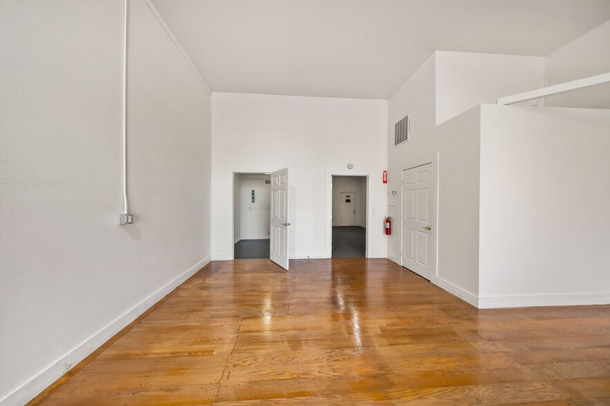 More Photos Of 621-625 Walnut St, Red Bluff Storefront Retail Office For Sale