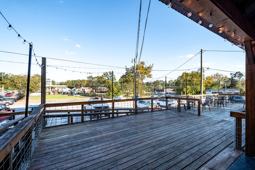 More Photos Of 318 N Washington Ave, Livingston General Retail For Sale