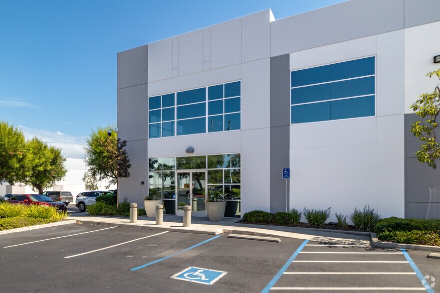 More Photos Of 1816 Ord Way, Oceanside Warehouse For Sale