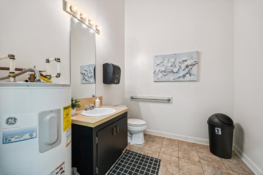 More Photos Of 12048 Stallings Commerce Dr, Matthews Storefront Retail Office For Sale