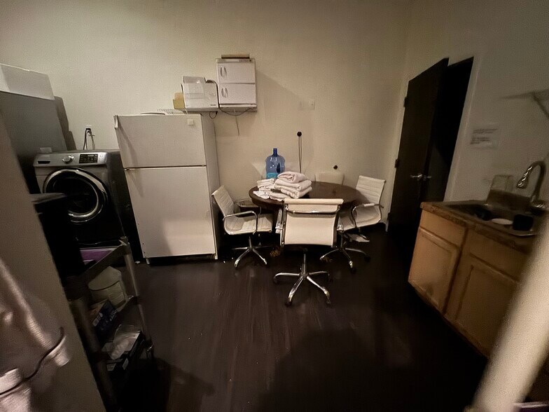 More Photos Of 2140 W Grande Blvd, Tyler Medical For Lease