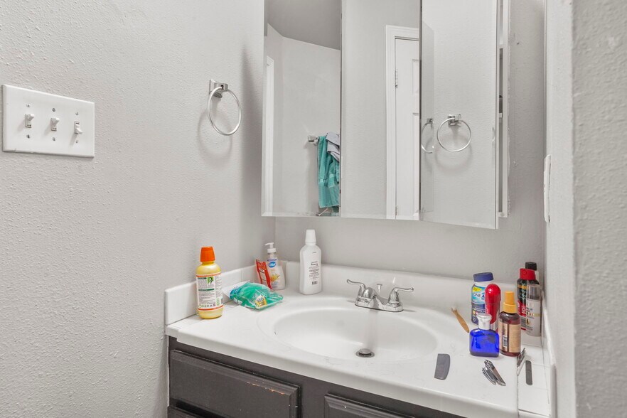 More Photos Of 316 E Brookside, Colorado Springs Apartments For Sale