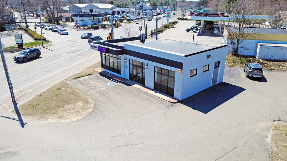 More Photos Of 156 Pleasant St, Brunswick Storefront Retail Office For Lease