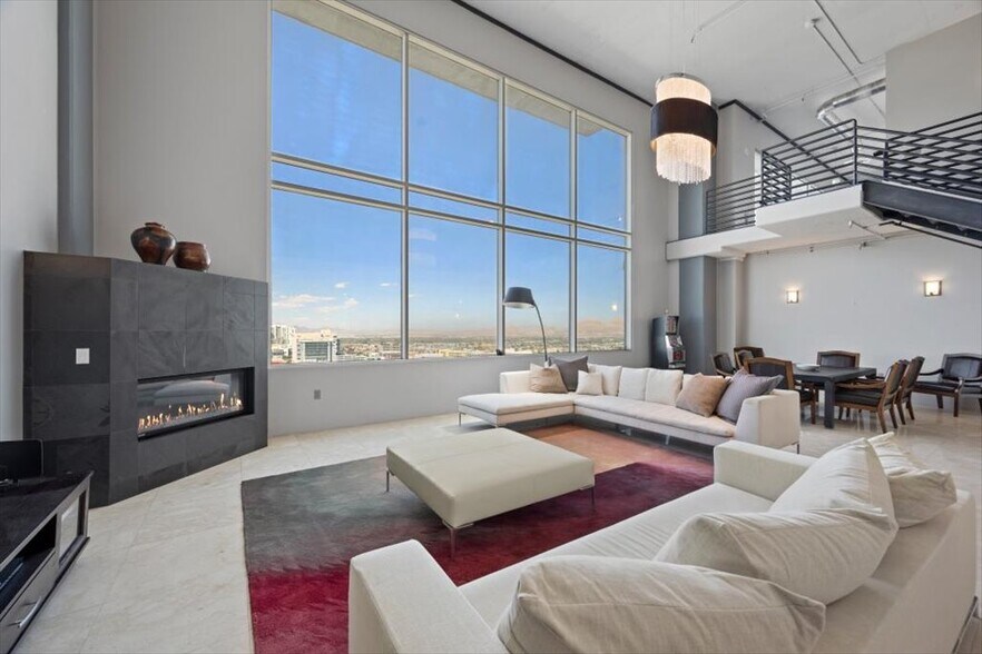 More Photos Of 900 S Las Vegas Blvd, Las Vegas Apartments For Sale