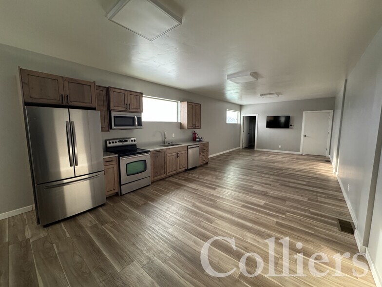 More Photos Of 12820 Go Way Ave, Pocatello Warehouse For Lease