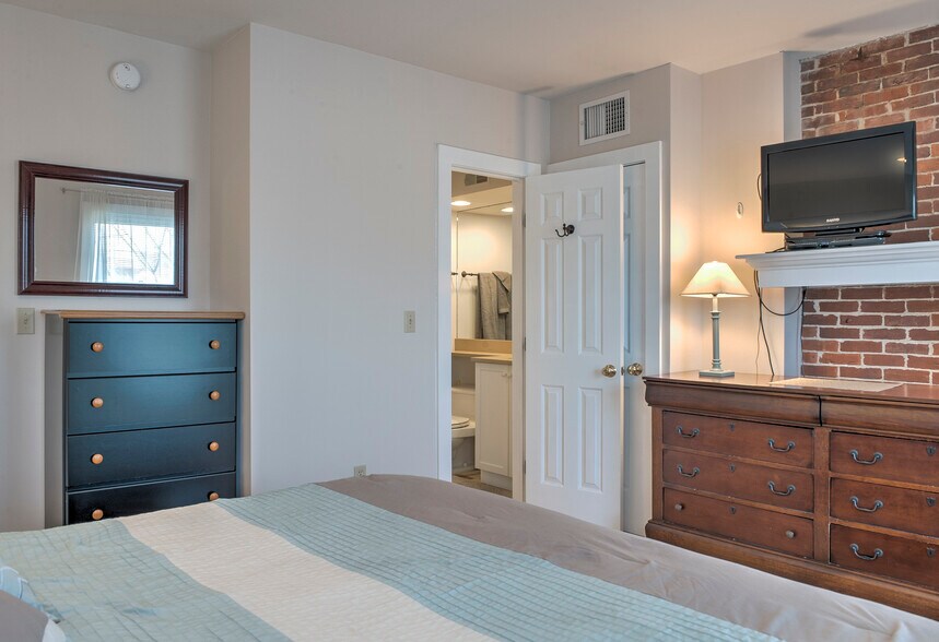 More Photos Of ,  Unknown For Sale