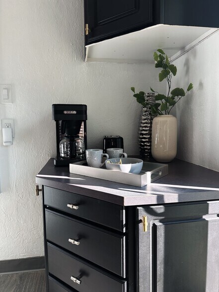 More Photos Of 99 Bartlett St, Reno Apartments For Sale