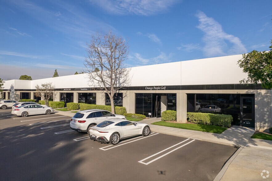 More Photos Of 3002 Dow Ave, Tustin Light Manufacturing For Lease