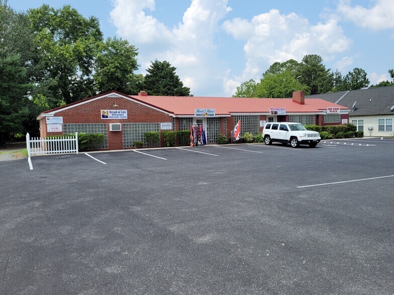 More Photos Of 12146 Somerset Ave, Princess Anne Freestanding For Sale