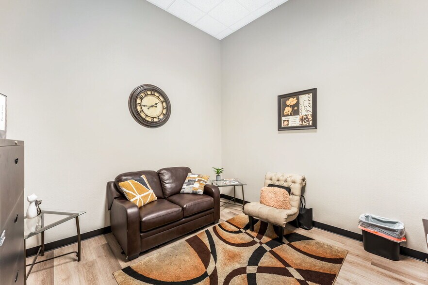 More Photos Of 4130 N Martin Luther King Blvd, North Las Vegas Office For Sale