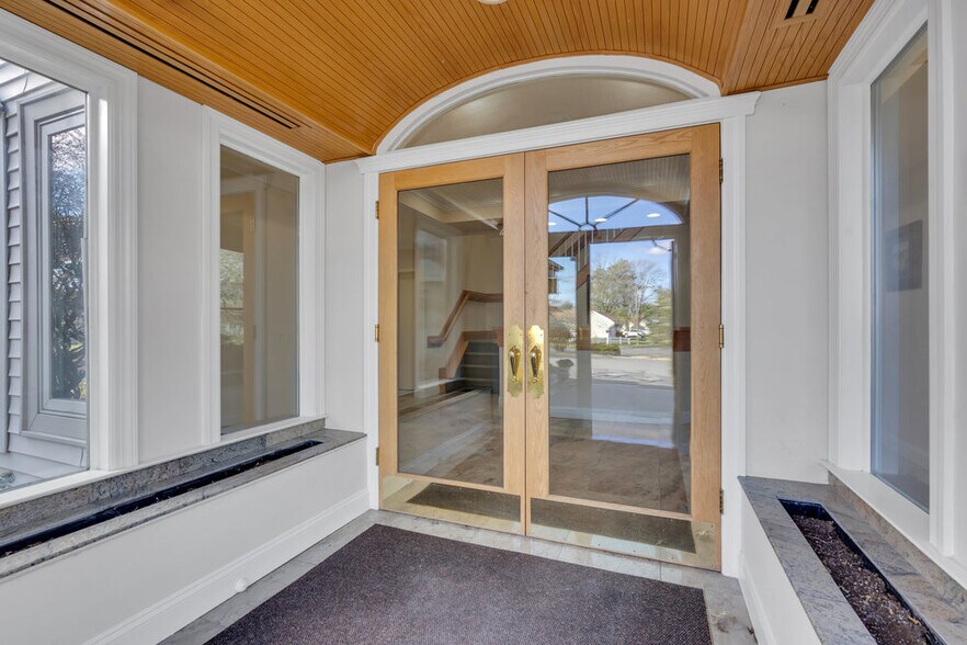 More Photos Of 1 Dag Hammarskjold Blvd, Howell Office For Sale