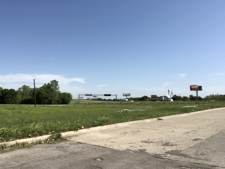 More Photos Of North Ih-35 @ E CREST, Lacy-Lakeview Land For Sale