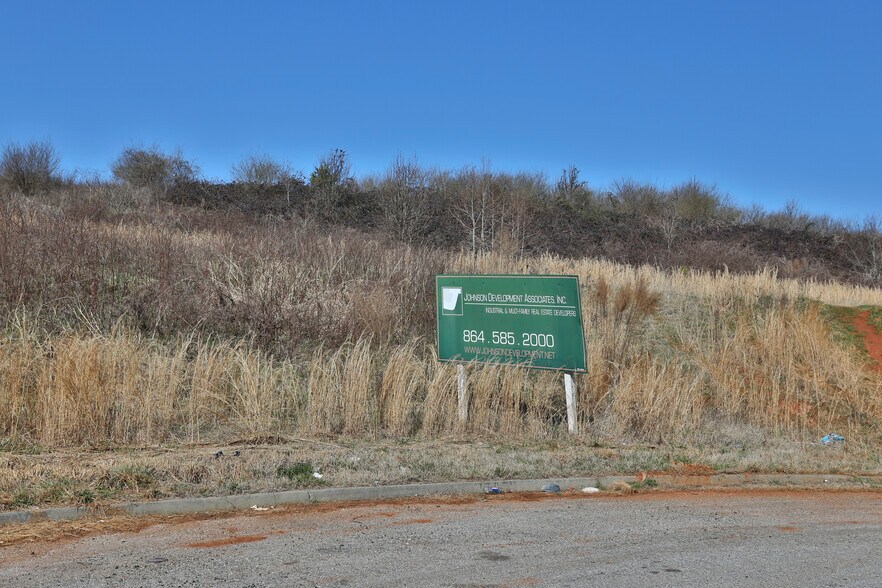 More Photos Of 1 John Dodd Rd, Boiling Springs Warehouse For Lease