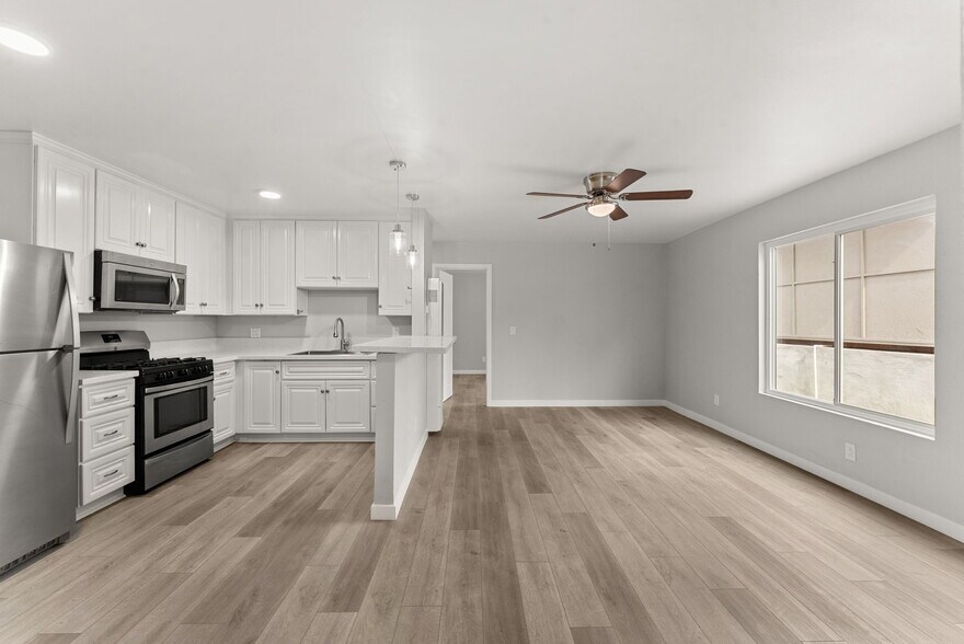 More Photos Of 320 Willie James Jones Ave, San Diego Apartments For Sale