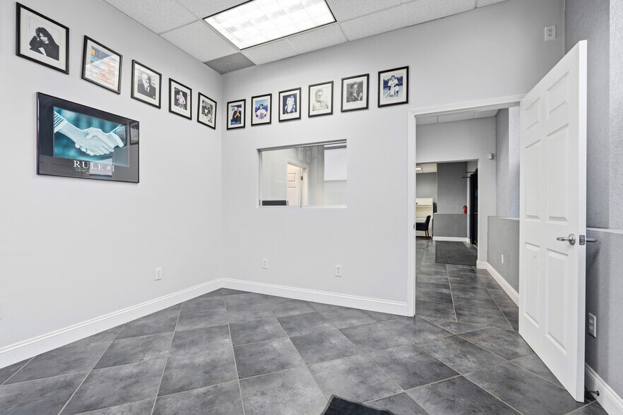 More Photos Of 701 Hiawatha Blvd E, Syracuse Warehouse For Lease