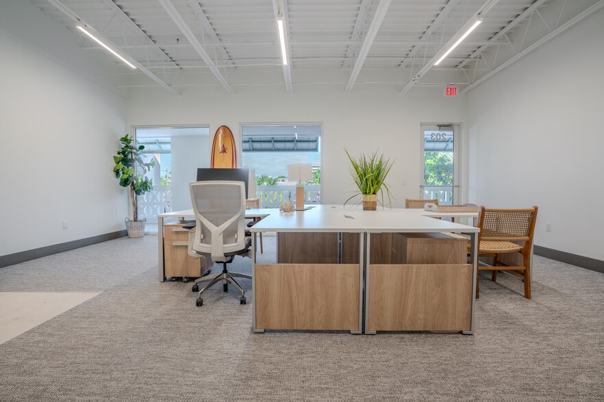 More Photos Of 1500 SE 3rd Ct, Deerfield Beach Unknown For Lease