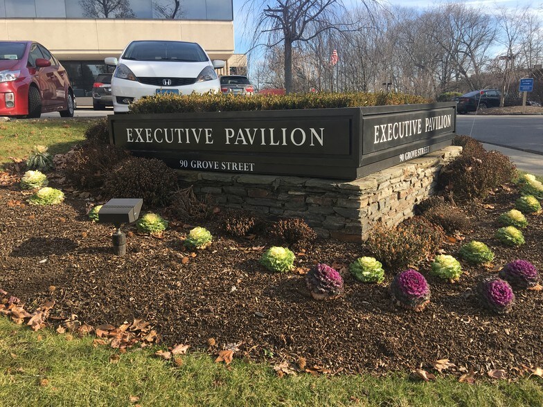More Photos Of 90 Grove St, Ridgefield Medical For Lease