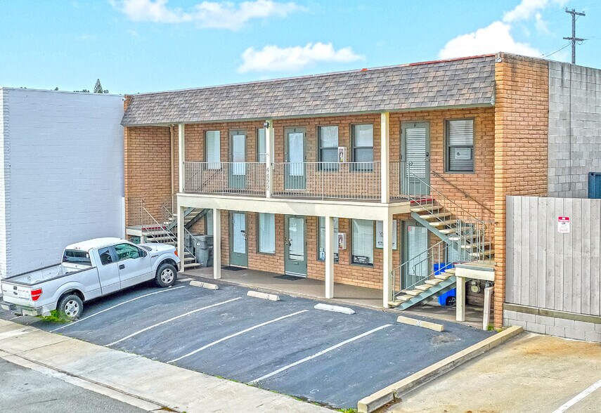 More Photos Of 4422 Glacier Ave, San Diego Light Manufacturing For Lease