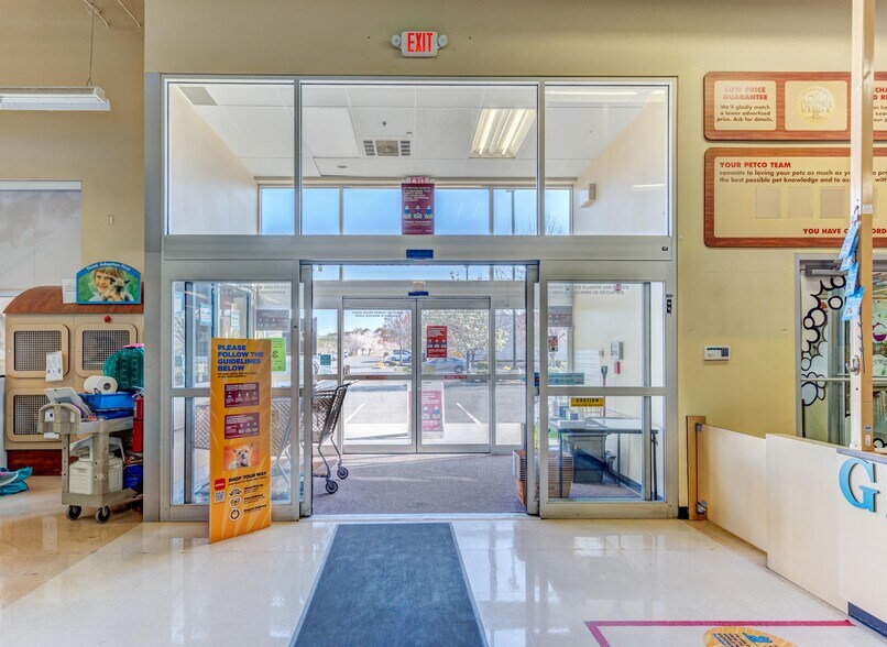 More Photos Of 1725 Twin Creek Ln, Walla Walla Freestanding For Lease