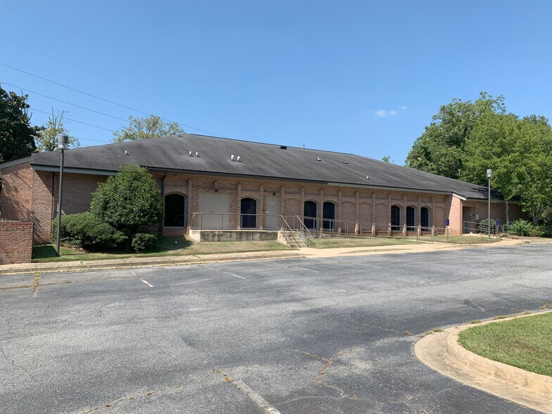 More Photos Of 2724 Warm Springs Rd, Columbus Medical For Lease