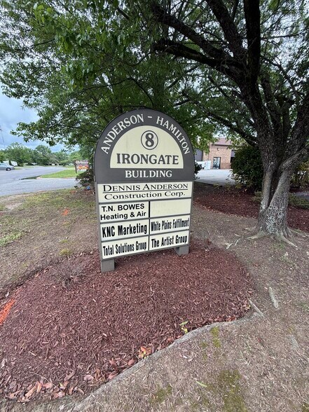 More Photos Of 8 Irongate Dr, Waldorf Warehouse For Lease