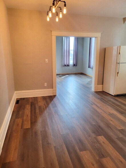 More Photos Of 2 E Main St, New Hampton General Retail For Sale