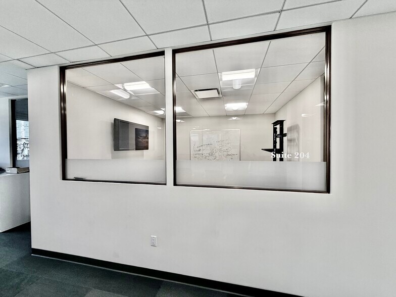 More Photos Of 239 Mill St, Greenwich Office For Lease