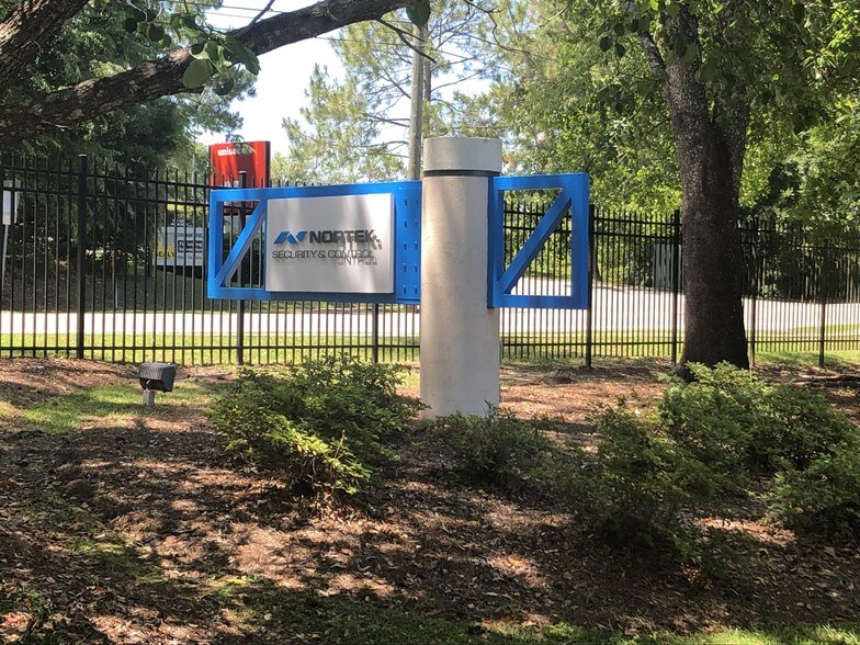 More Photos Of 3121 Hartsfield Rd, Tallahassee Light Manufacturing For Sale