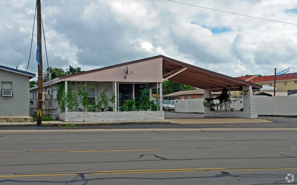 More Photos Of 529 E Veterans Memorial Blvd, Killeen Hotel For Sale