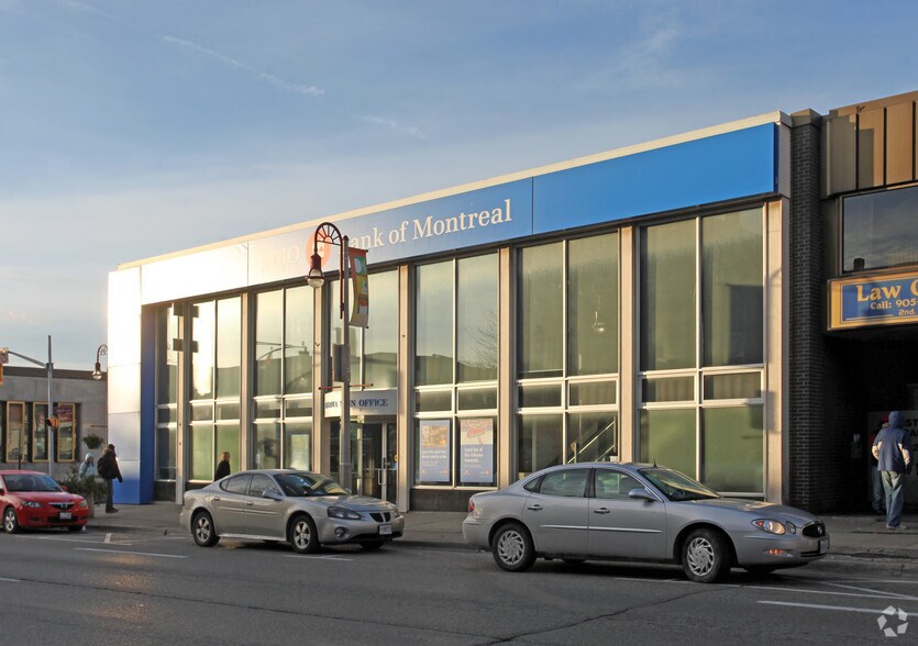 More Photos Of 38 Simcoe St S, Oshawa Storefront For Sale