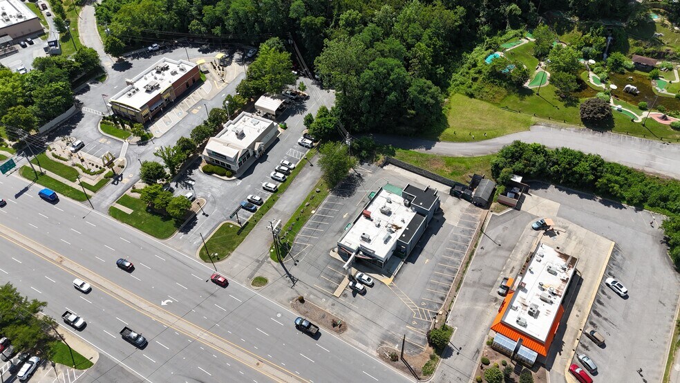 More Photos Of 974 Patton Ave, Asheville Fast Food For Sale