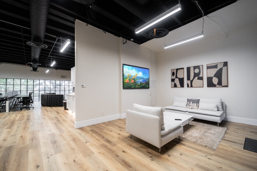 More Photos Of 3505 Cadillac Ave, Costa Mesa Office For Lease