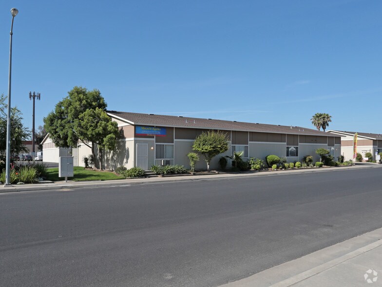 More Photos Of 1018 San Jose Ave, Clovis Warehouse For Lease