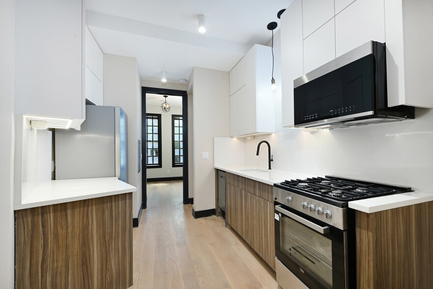 More Photos Of 208 15th St, Jersey City Apartments For Sale