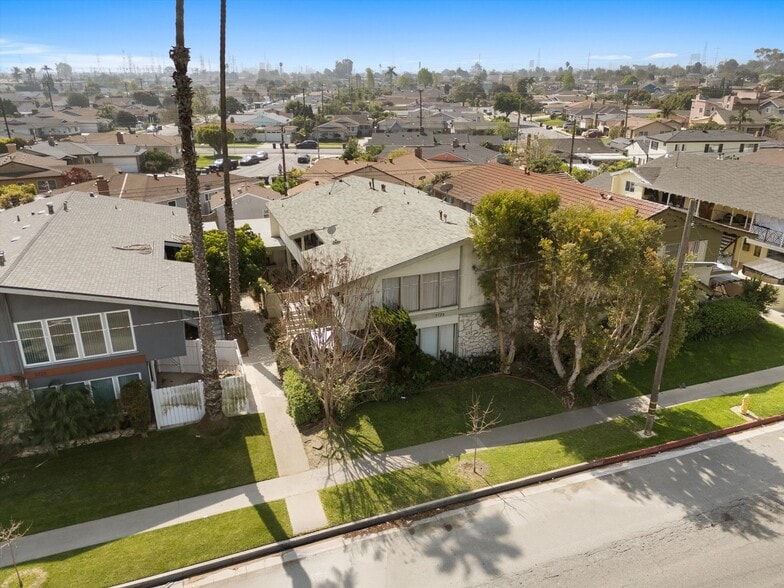 Primary Photo Of 3728 Redondo Beach Blvd, Torrance Apartments For Sale