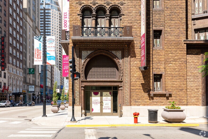More Photos Of 600 N Wabash Ave, Chicago Casino For Lease