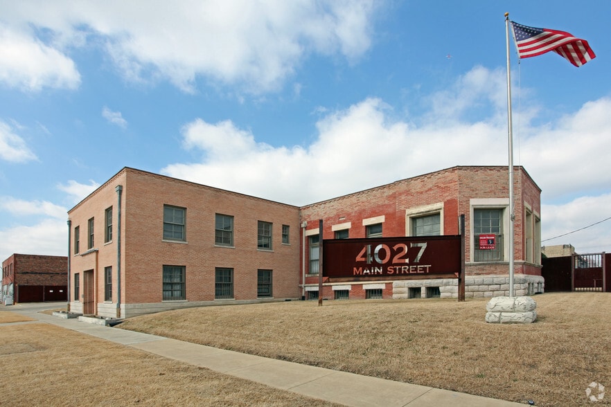 More Photos Of 4027 Main St, Dallas Manufacturing For Sale