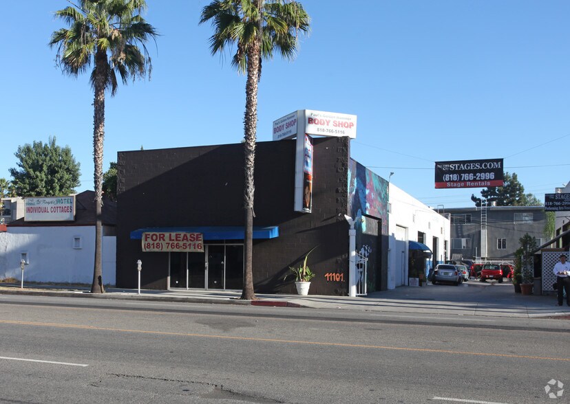 More Photos Of 11101 Ventura Blvd, Studio City Auto Repair For Lease