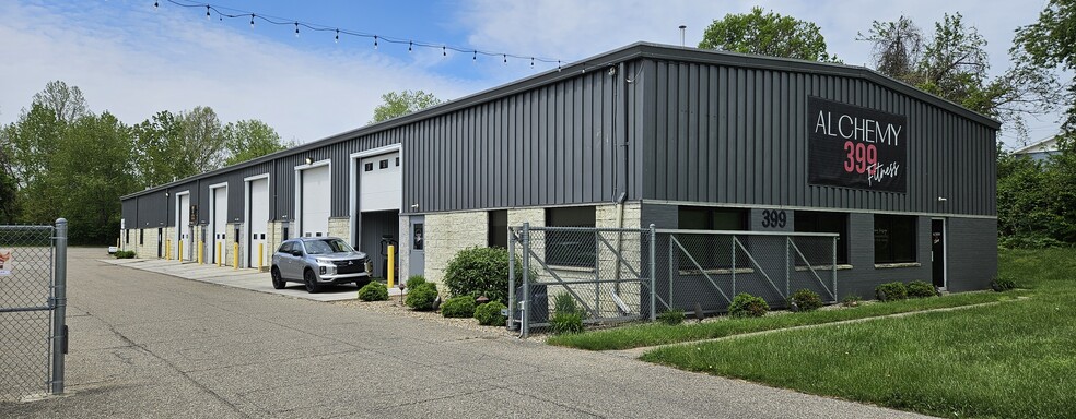 Primary Photo Of 399 S 22nd St, Heath Flex For Lease
