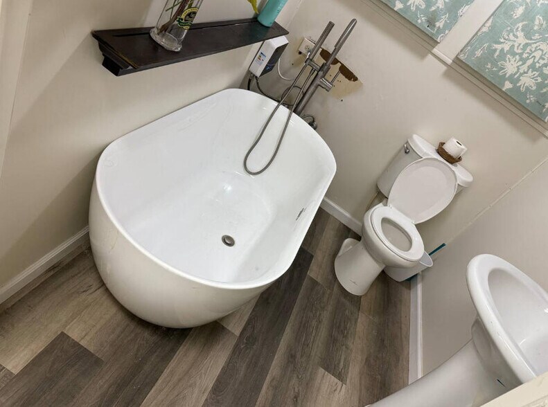 More Photos Of 369 Road 176, Delano Refrigeration Cold Storage For Lease