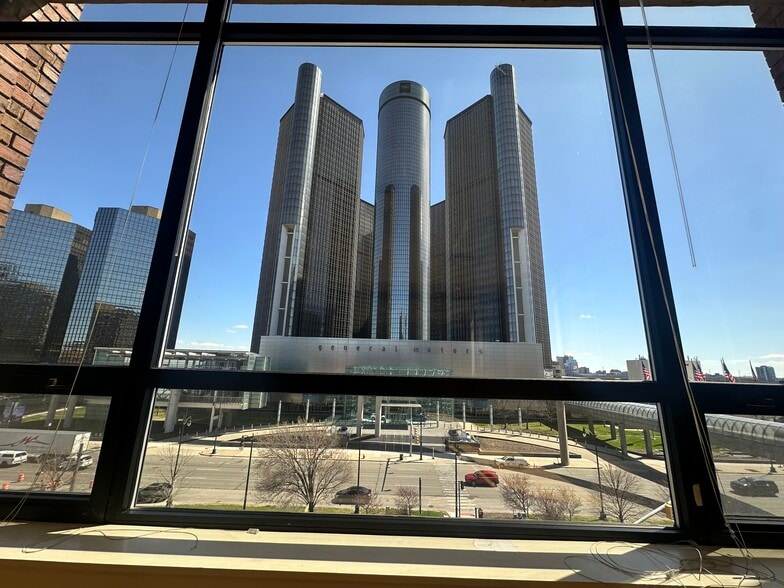 More Photos Of 409 E Jefferson Ave, Detroit Loft Creative Space For Lease