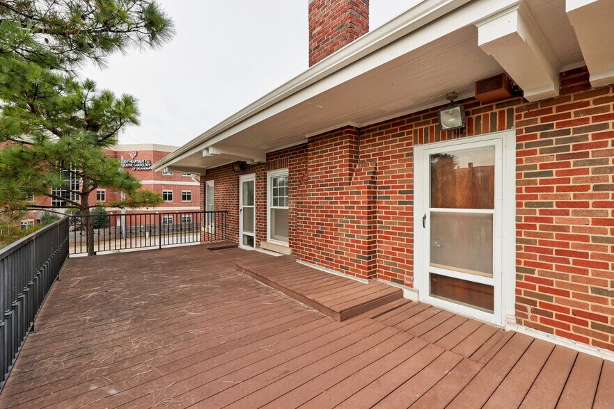 More Photos Of 1319 N Classen Dr, Oklahoma City Office For Lease