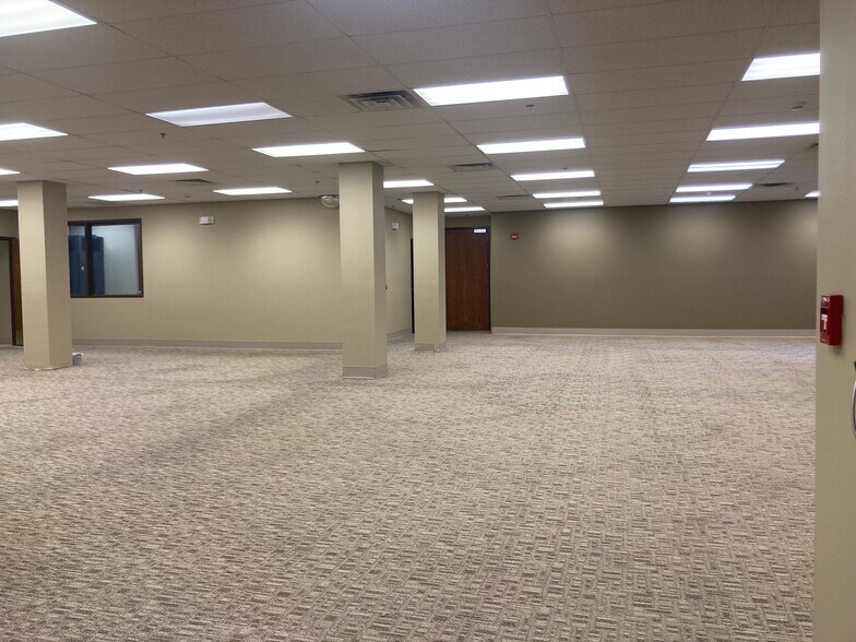 More Photos Of 105 1st St SE, Minot Apartments For Sale