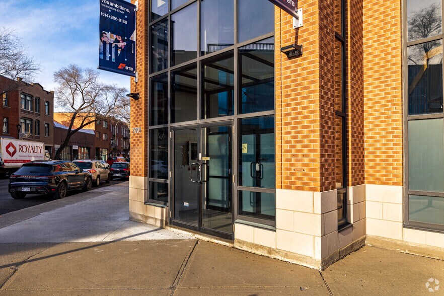 More Photos Of 7001-7035 Boul Saint-Laurent, Montréal Office For Lease